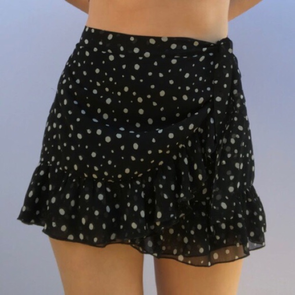 Urban Outfitters Polka Dot skirt ✨